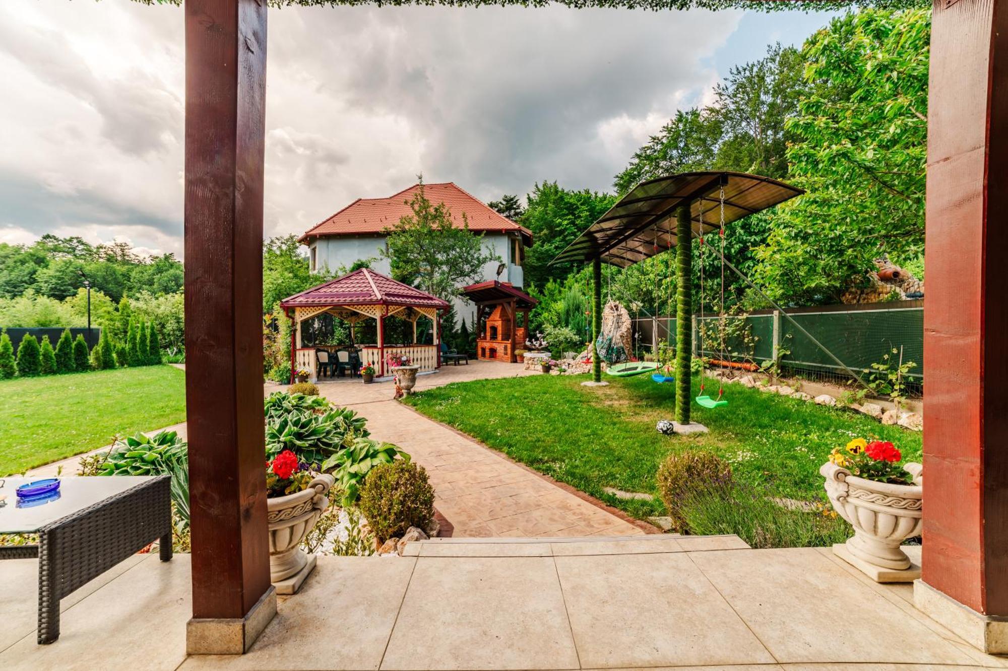 Casa Poiana Soarelui Villa Braşov Buitenkant foto